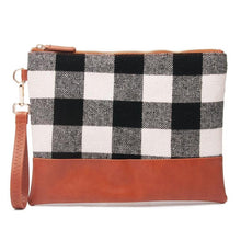 Load image into Gallery viewer, Buffalo Plaid Clutch Durable and Lightweight Wristlet