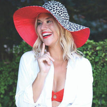 Load image into Gallery viewer, Sage &amp; Emily Reversible SPF 50+ Travel Hat
